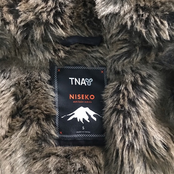 TNA Winter Jacket - Picture 3 of 3